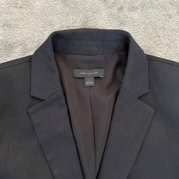 Ann Taylor Black Linen Blend Blazer 4 The Shorter Two Button Jacket - Picture 2 of 6